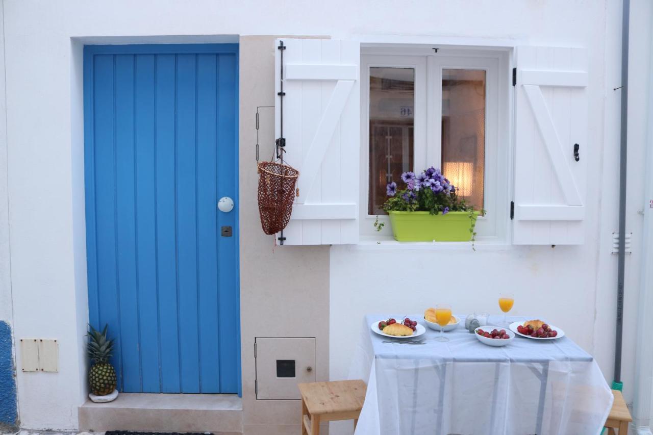 דירות נאזרה Tiny House מראה חיצוני תמונה